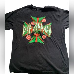 Def Leppard Christmas Tee